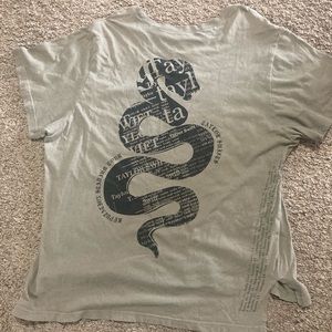 Great condition, Taylor Swift, snake, reputation, T-shirt, size extra large